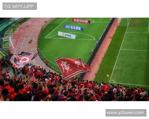 广州足球队区域防守战术解析与实践探讨