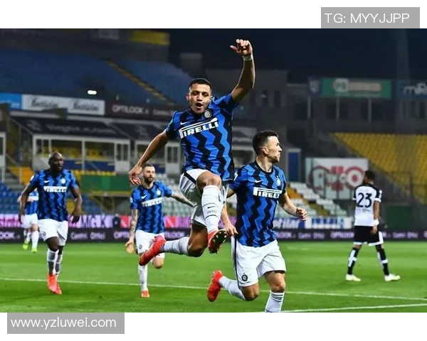 成都足球队以75分领跑世界锦标赛积分榜展现强大实力